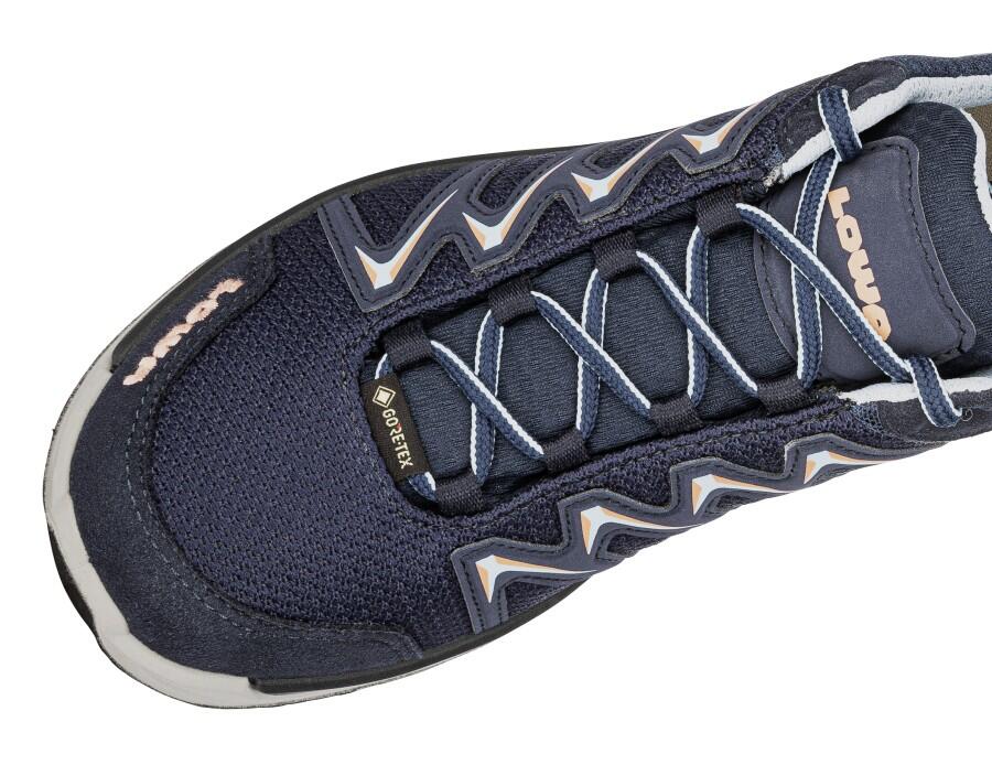 Lowa Innox Pro GTX Lo WS låg vandringssko i marinblått för dam