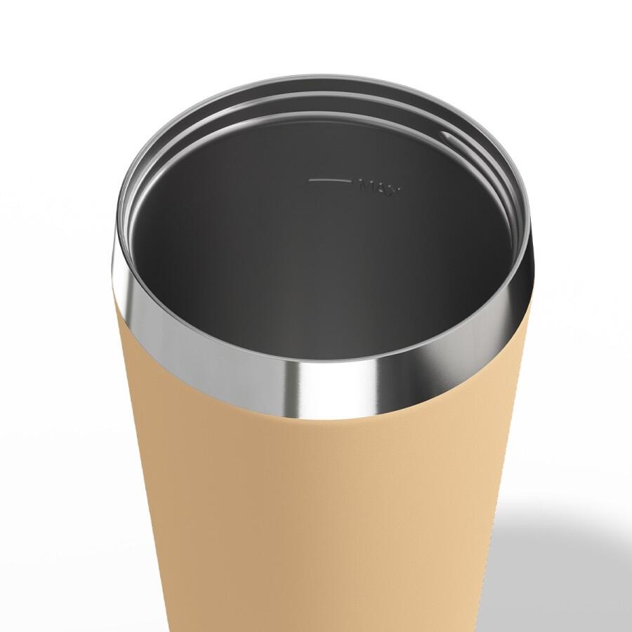 SIGG Helia Travel Mug orange 0,6 L termosmugg med sugrör